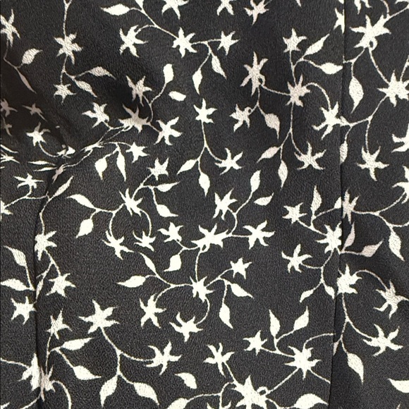 Trixxi Monochrome Floral JumpDress/Skort - Picture 9 of 9